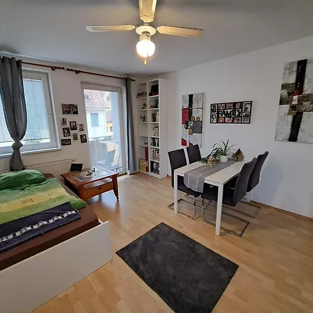 Im Herzen Von Mit Schlossberg Blick *