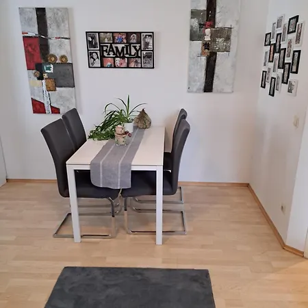 Im Herzen Von Mit Schlossberg Blick Appartamento *
