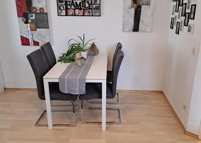 Im Herzen Von Mit Schlossberg Blick Appartement *